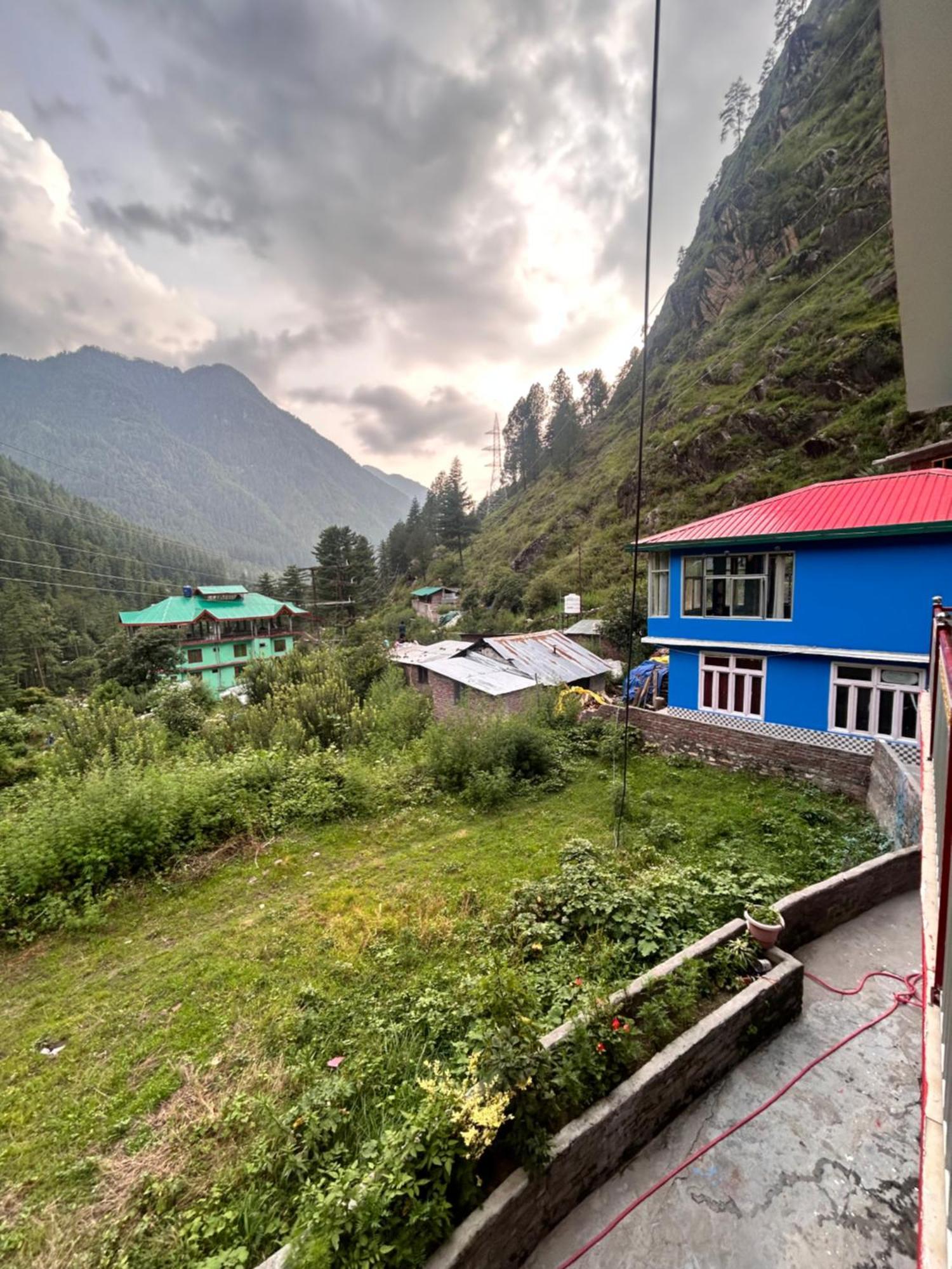 Formosa Hostel & Cafe Kasol Bagian luar foto