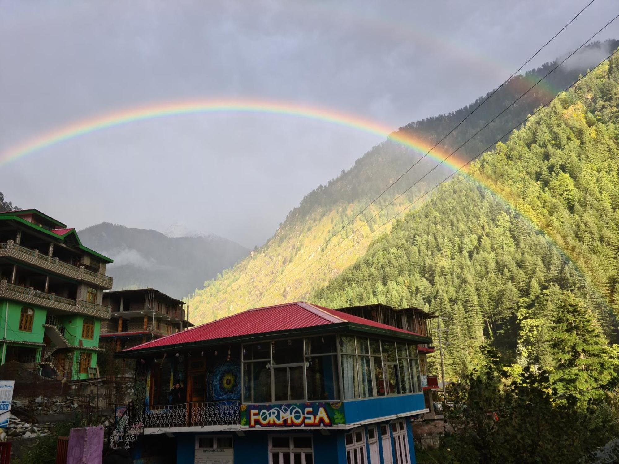 Formosa Hostel & Cafe Kasol Bagian luar foto