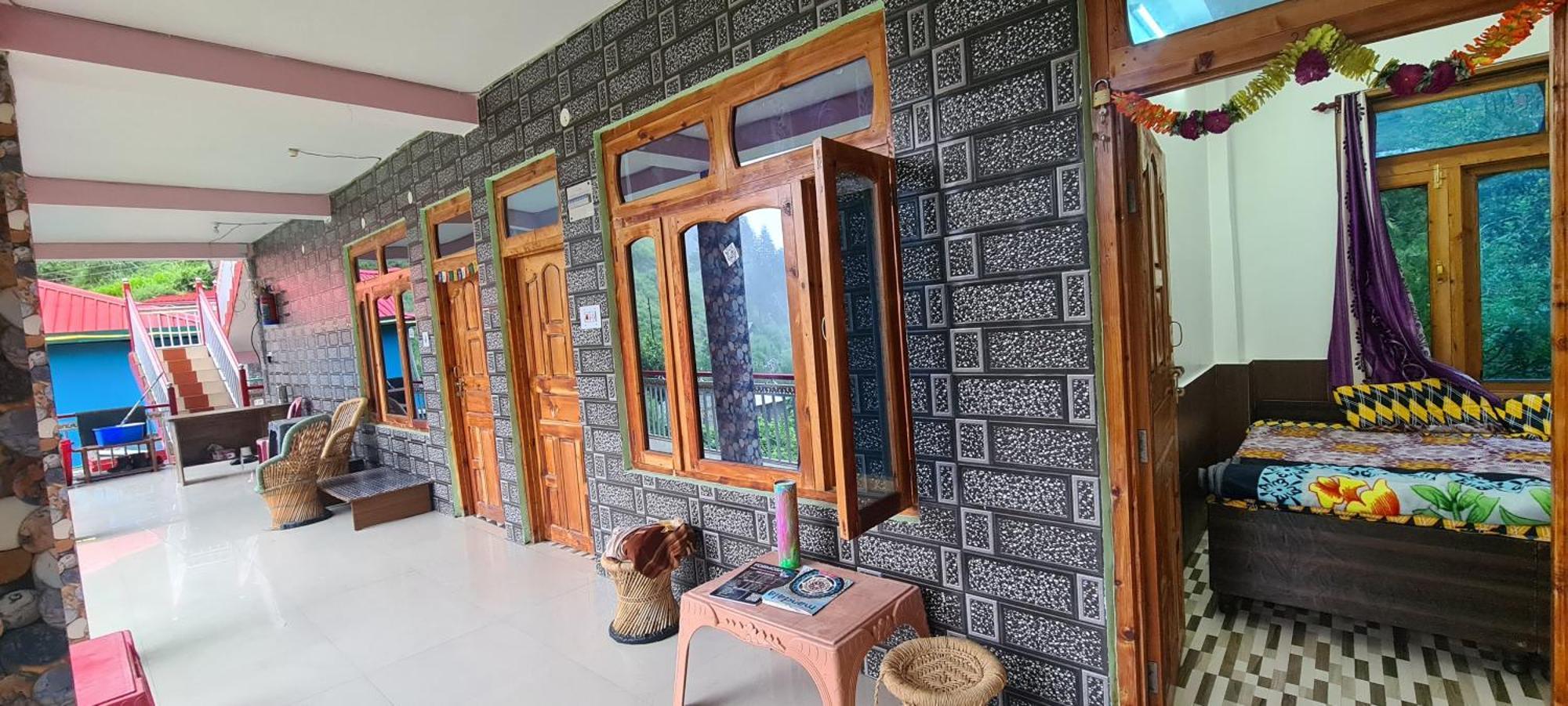 Formosa Hostel & Cafe Kasol Bagian luar foto